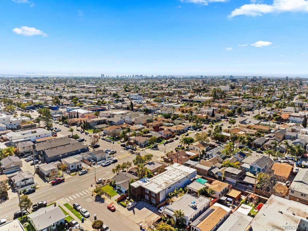 Image 21 of property listing at 4414 37th St, San Diego, CA 92116