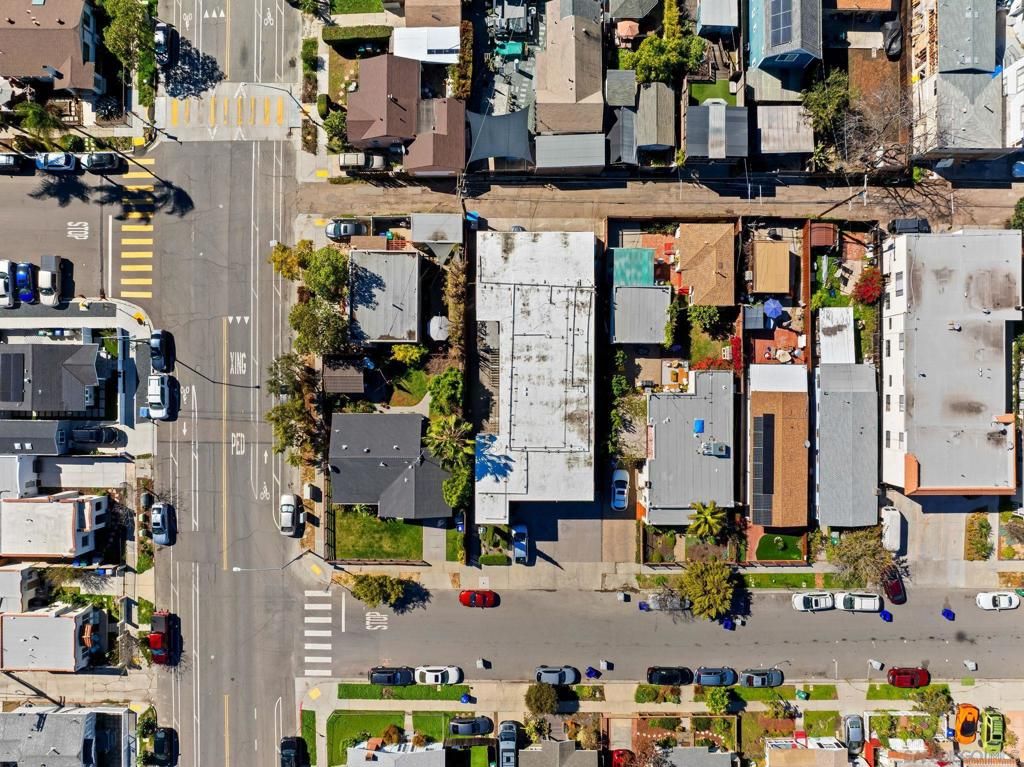 Image 23 of property listing at 4414 37th St, San Diego, CA 92116