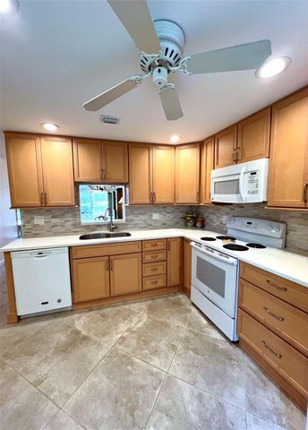 3102 Portofino Point O-2, Coconut Creek, FL 33066