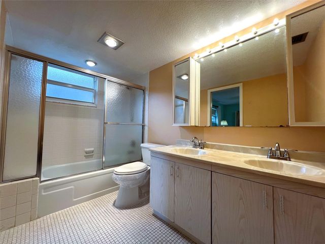 3102 Portofino Point O-2, Coconut Creek, FL 33066
