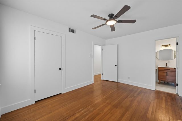 2251 Hartline Drive, Dallas, TX 75228