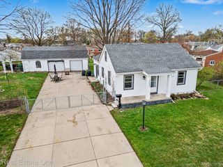 30453 Sheridan Street, Garden City, MI 48135