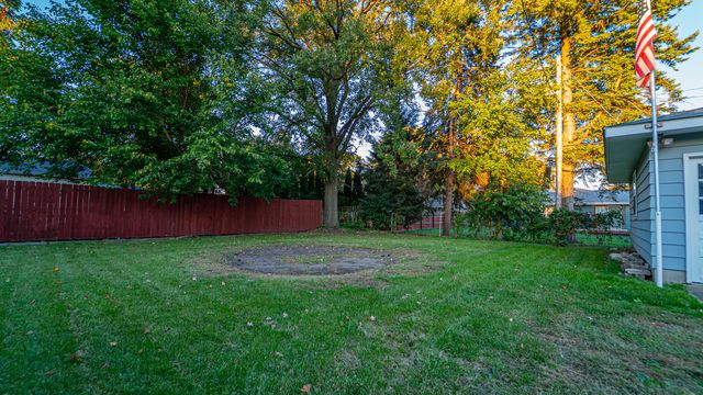 1409 Andrew Avenue, La Porte, IN 46350