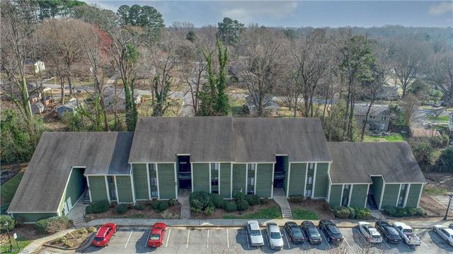 1510 Benjamin Parkway B, Greensboro, NC 27408