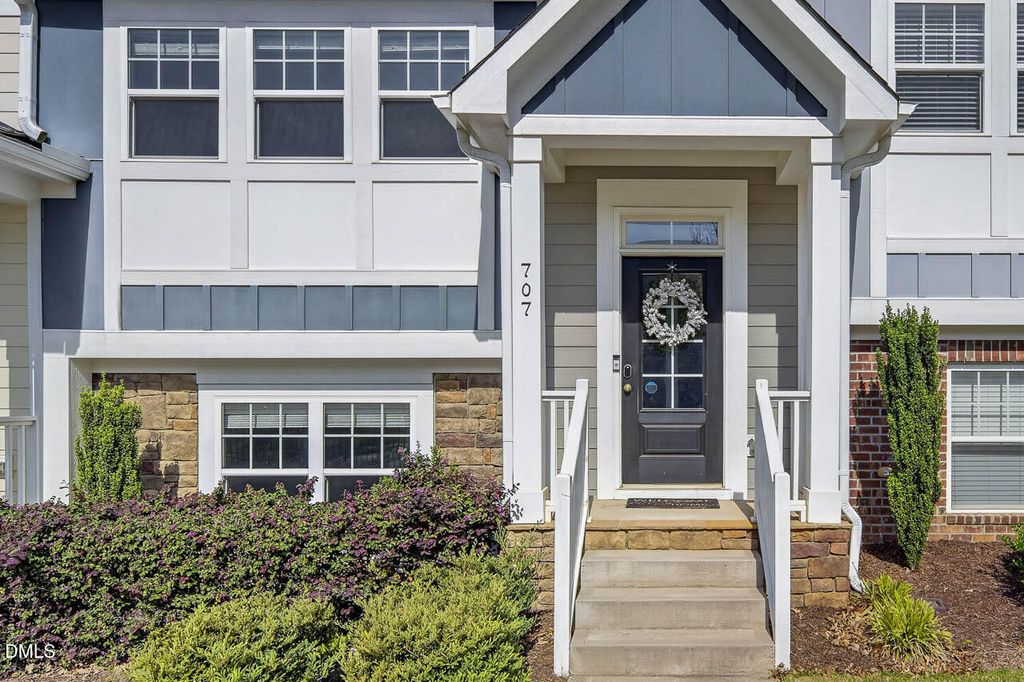 707 Traditions Grande Boulevard, Wake Forest, NC 27587