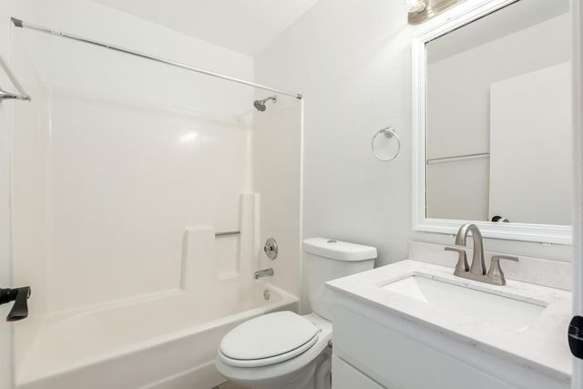 7027 W Palo Verde Avenue, Peoria, AZ 85345