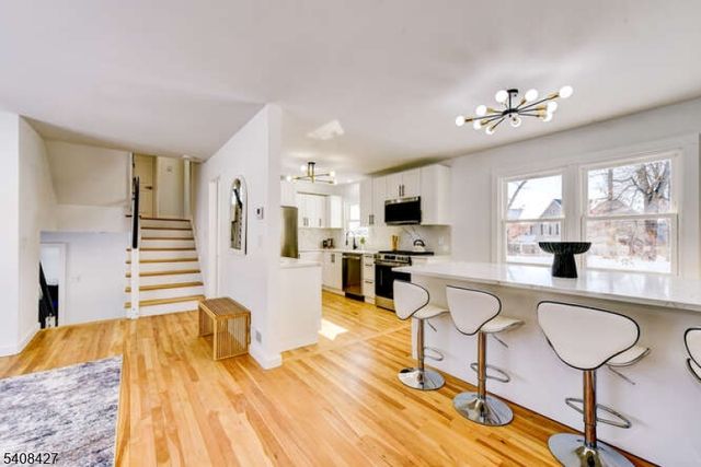 22 Glen Rd, Bridgewater Twp., NJ 08805