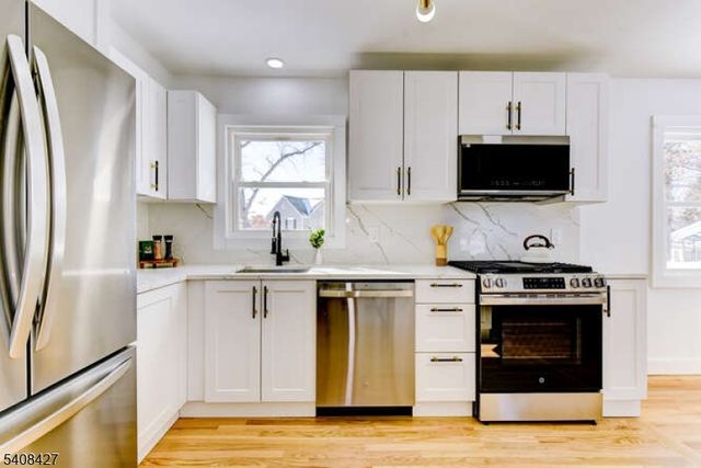 22 Glen Rd, Bridgewater Twp., NJ 08805