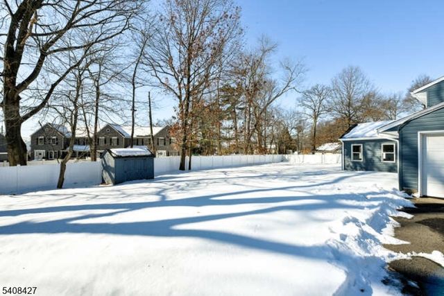22 Glen Rd, Bridgewater Twp., NJ 08805