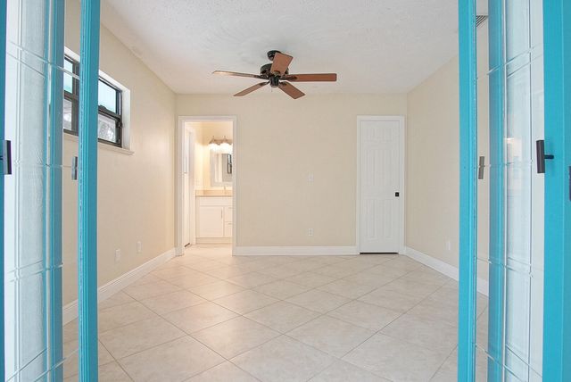 1232 SW Knollwood Drive, Palm City, FL 34990