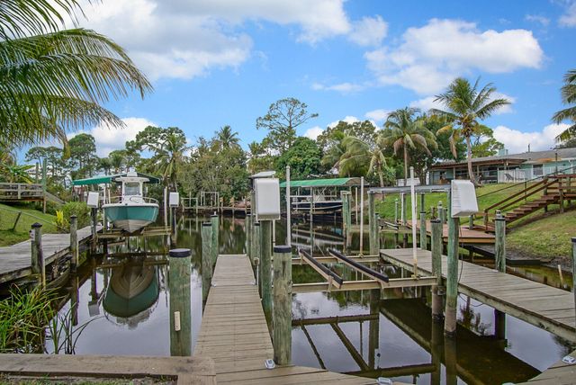 1232 SW Knollwood Drive, Palm City, FL 34990