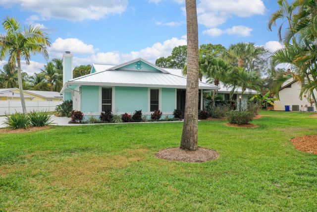 1232 SW Knollwood Drive, Palm City, FL 34990