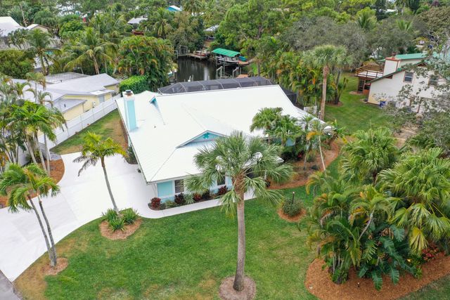 1232 SW Knollwood Drive, Palm City, FL 34990