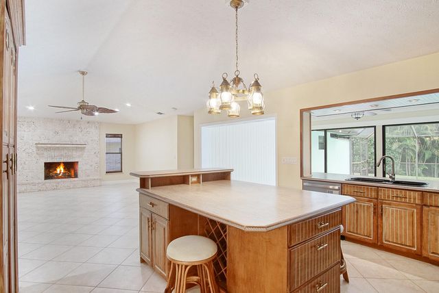 1232 SW Knollwood Drive, Palm City, FL 34990