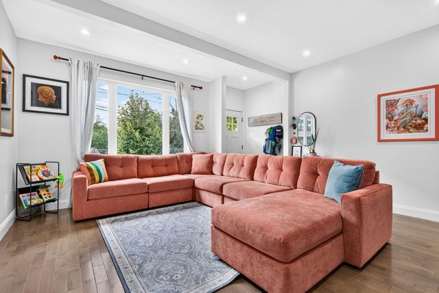 106 ASTOR PL, Jc, Bergen-lafayett, NJ 07304