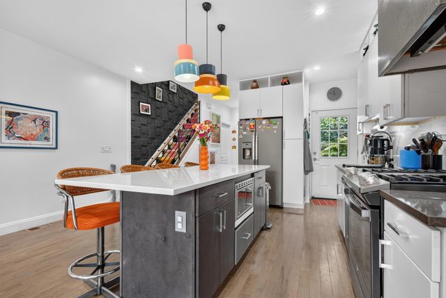 106 ASTOR PL, Jc, Bergen-lafayett, NJ 07304