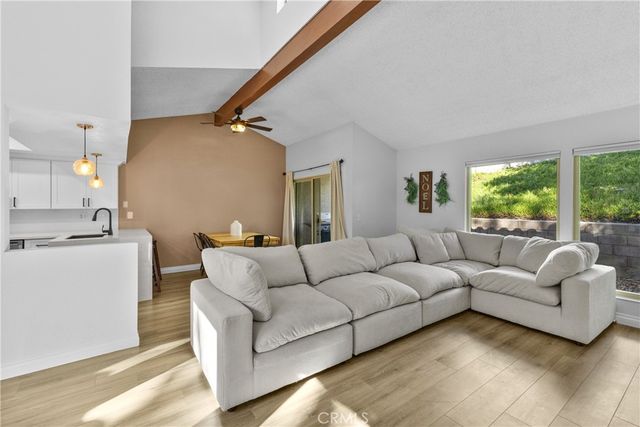 29376 Via Frontera, Murrieta, CA 92563