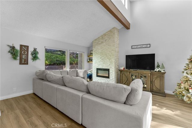 29376 Via Frontera, Murrieta, CA 92563