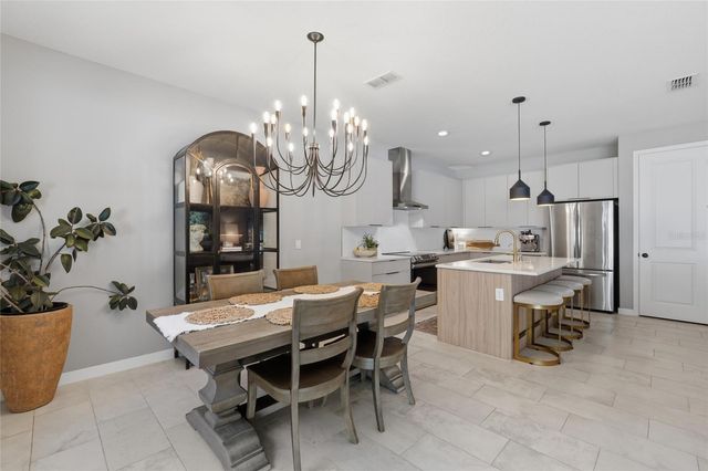 2015 E KALEY AVENUE, Orlando, FL 32806