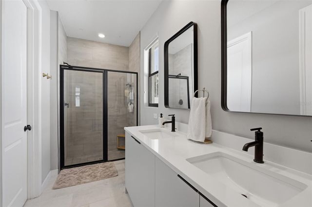 2015 E KALEY AVENUE, Orlando, FL 32806