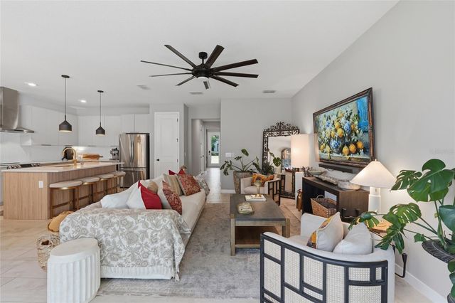 2015 E KALEY AVENUE, Orlando, FL 32806