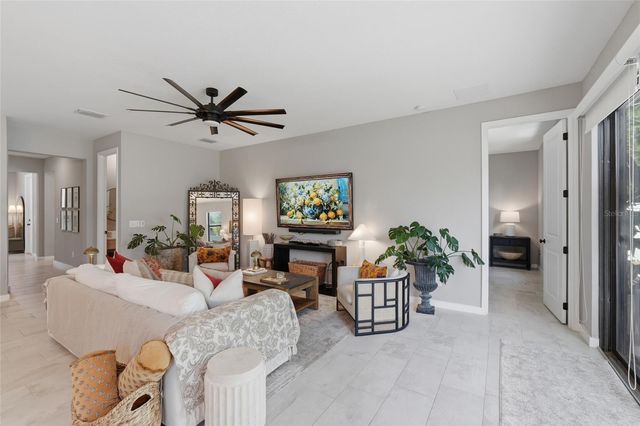 2015 E KALEY AVENUE, Orlando, FL 32806