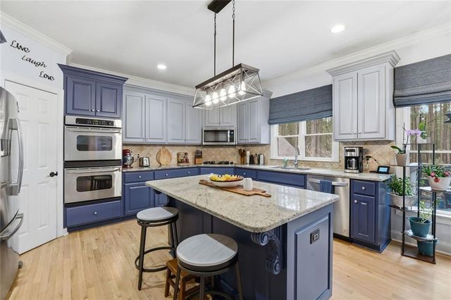 613 Talmadge Lane, Canton, GA 30115