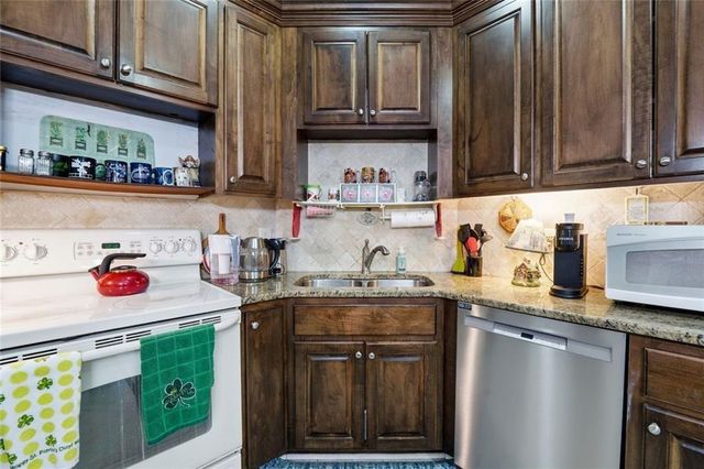 613 Talmadge Lane, Canton, GA 30115