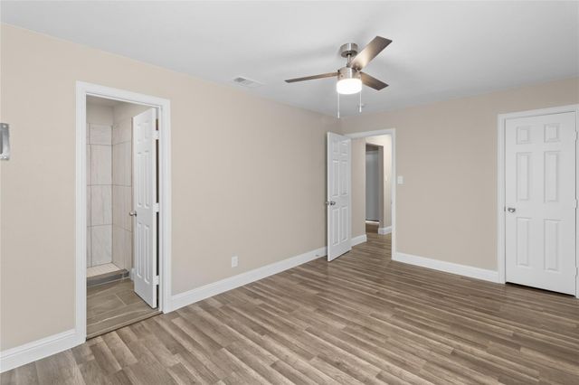 2907 Clinton Avenue, Fort Worth, TX 76106