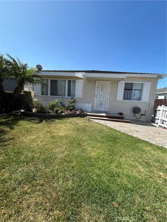 3700 W 105th Street, Inglewood, CA 90303
