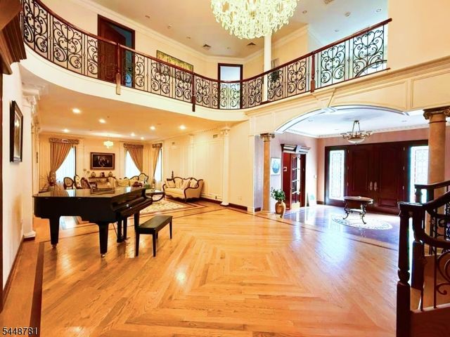 34 Line Rd, Holmdel Twp., NJ 07733