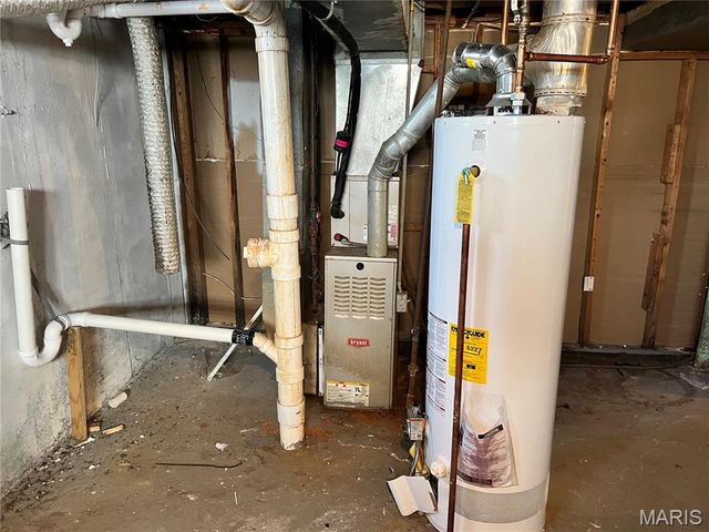 10232 Tappan Drive, St Louis, MO 63137