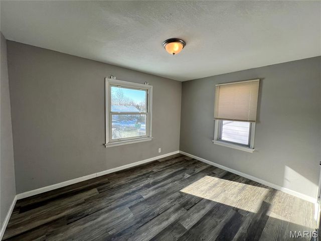 10232 Tappan Drive, St Louis, MO 63137