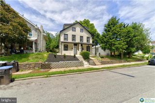 1717 WILLOW ST, Norristown, PA 19401