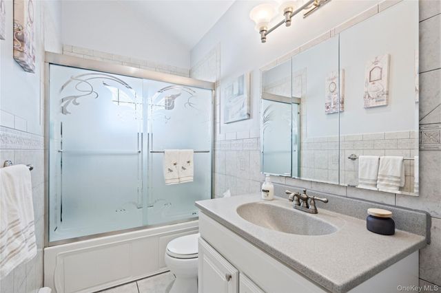 237 Linden Street, Massapequa Park, NY 11762