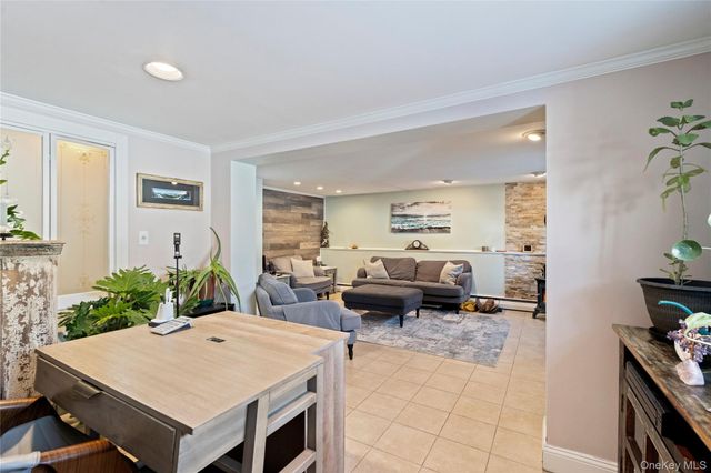 237 Linden Street, Massapequa Park, NY 11762