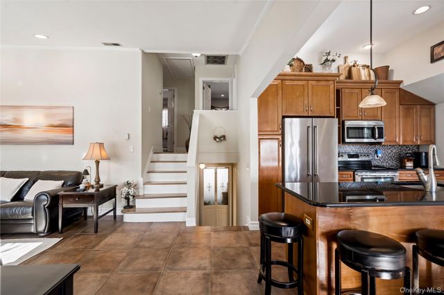 237 Linden Street, Massapequa Park, NY 11762