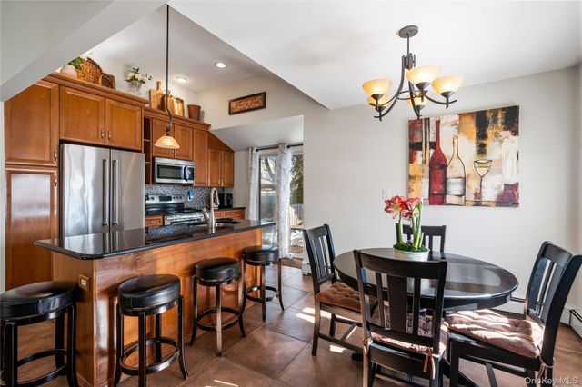 237 Linden Street, Massapequa Park, NY 11762