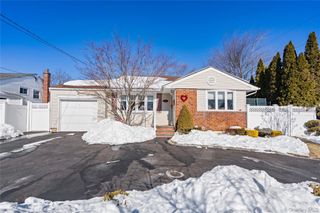 237 Linden Street, Massapequa Park, NY 11762