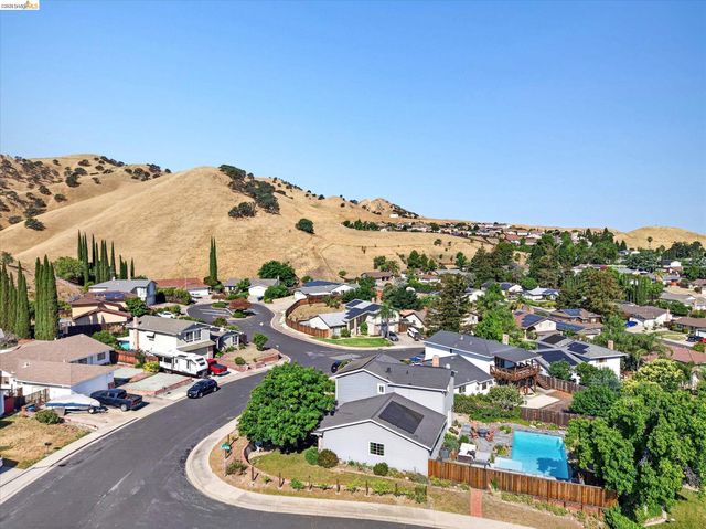 2458 Grimsby Dr, Antioch, CA 94509