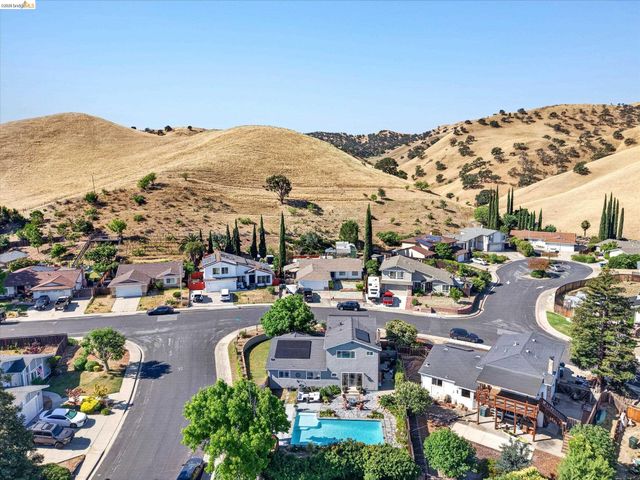 2458 Grimsby Dr, Antioch, CA 94509