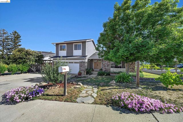 2458 Grimsby Dr, Antioch, CA 94509