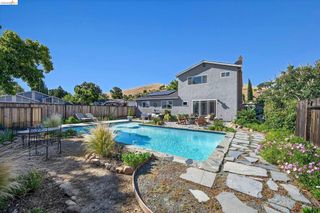 2458 Grimsby Dr, Antioch, CA 94509