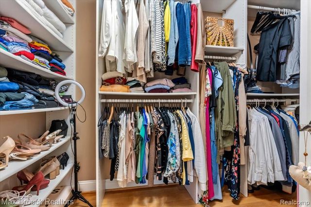 1840 Wexport Lane, Commerce Twp, MI 48382