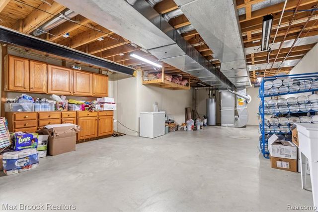 1840 Wexport Lane, Commerce Twp, MI 48382