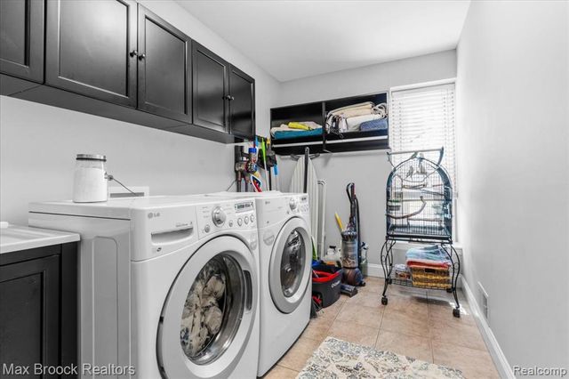 1840 Wexport Lane, Commerce Twp, MI 48382