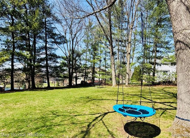 1840 Wexport Lane, Commerce Twp, MI 48382