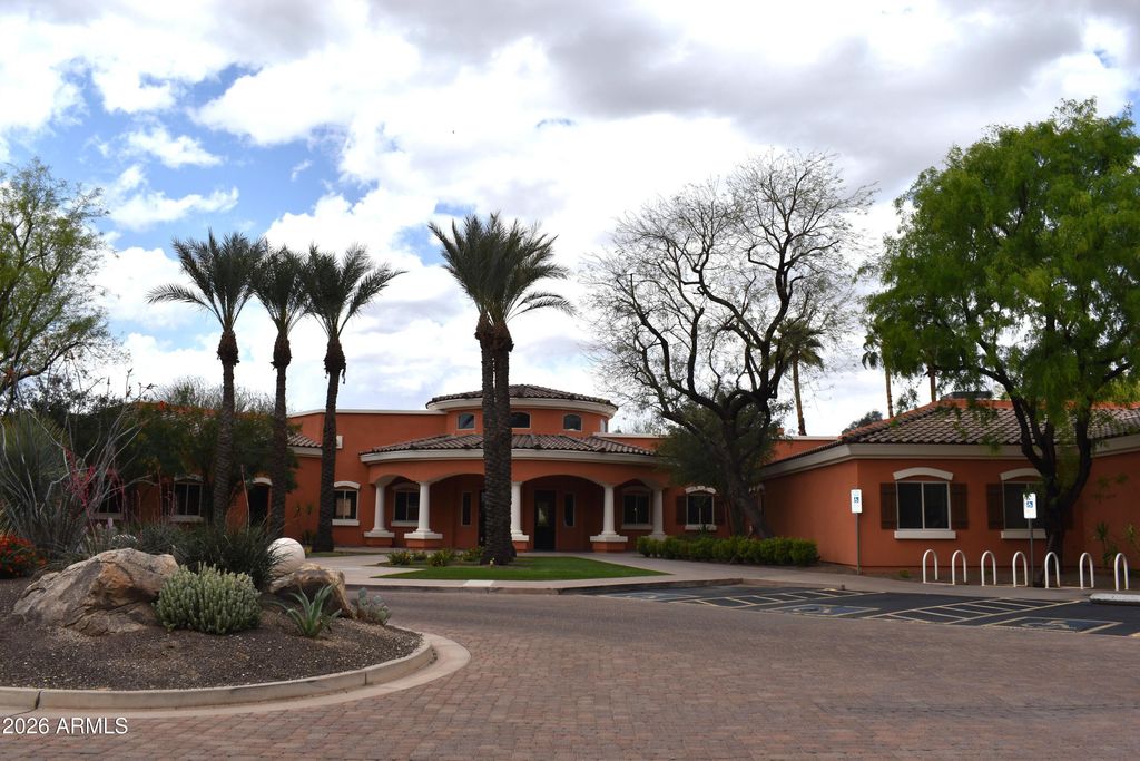 Image 11 of property listing at 11390 N 78th Street, Scottsdale, AZ 85260