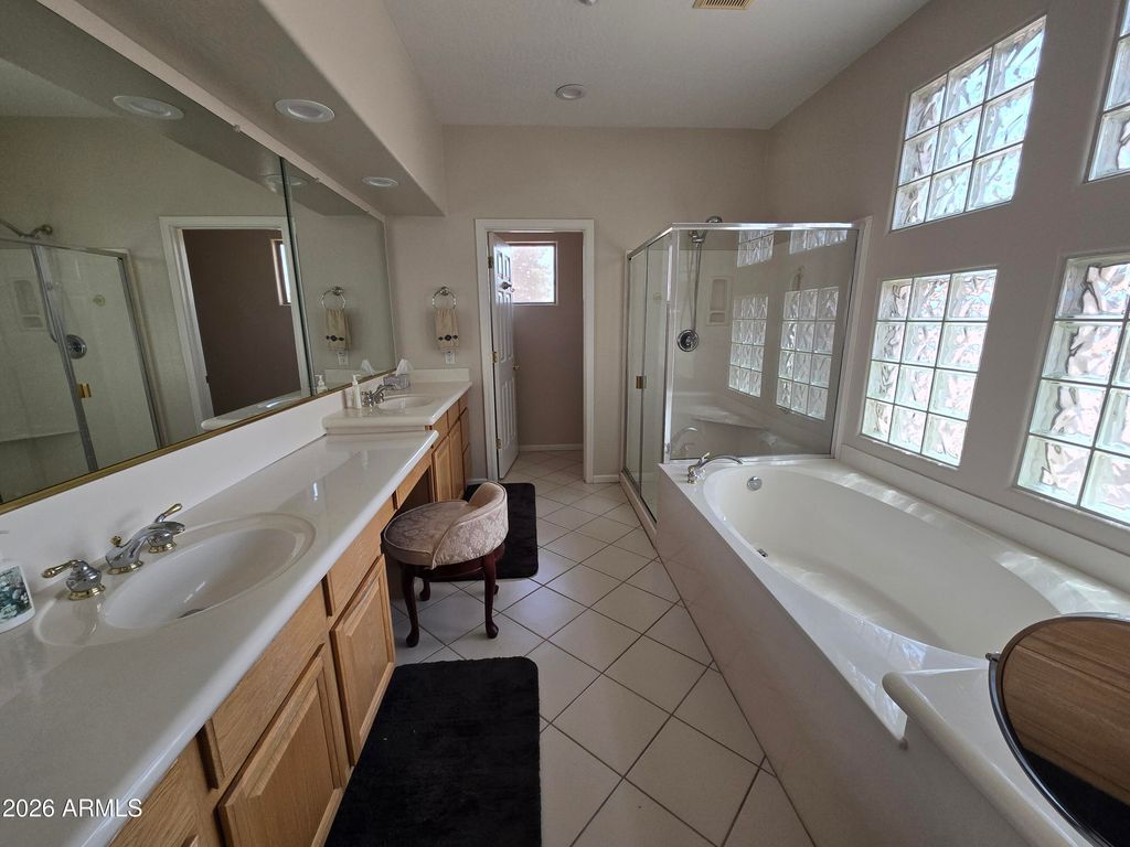 Image 9 of property listing at 11390 N 78th Street, Scottsdale, AZ 85260