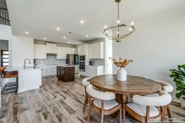 109 Willow Oak, Floresville, TX 78114
